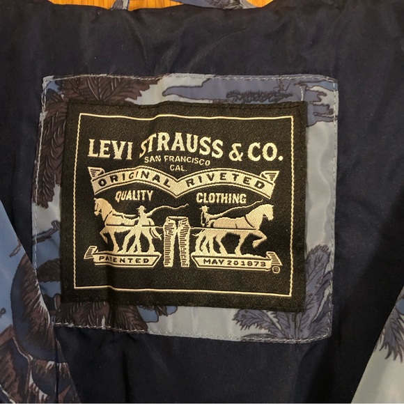 Levi's Men's Lightweight Hooded Popover Jacket, Light Blue Palm Print Size XXL - Picture 5 of 11